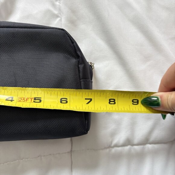 TUMI for Delta Black Soft Zippered Toiletry Travel Cosmetic Case Bag - Picture 5 of 7